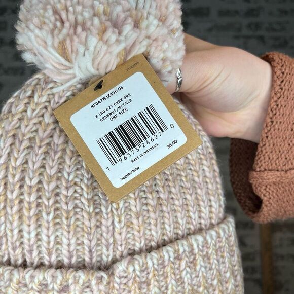 The North Face | kids nwt knitted beanie lined - Picture 2 of 6